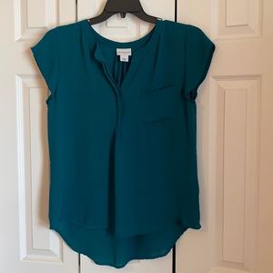 Liz Claiborne Professional Top